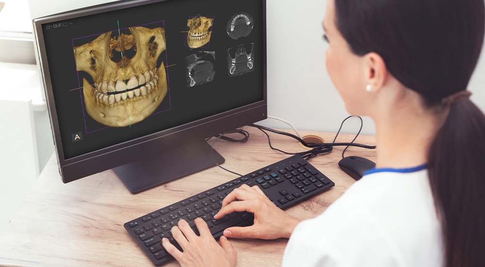 01 骨の中まで3Dで把握する「歯科用CT」による精密診断